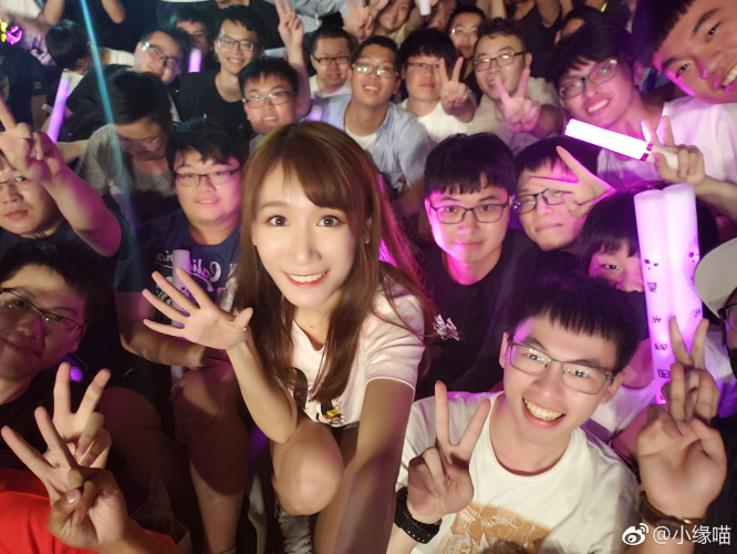 2018年8月12日微博