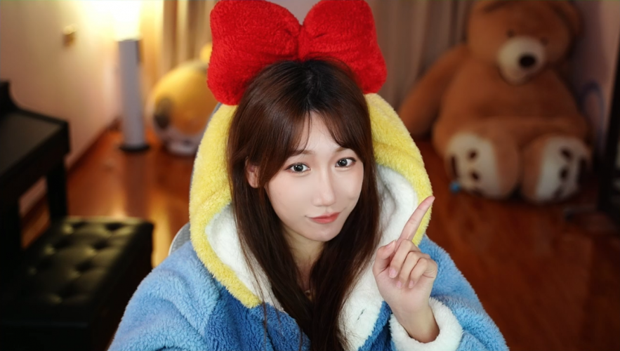 2021 年 11 月 27 日