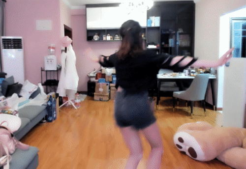 2020 年 8 月 12 日